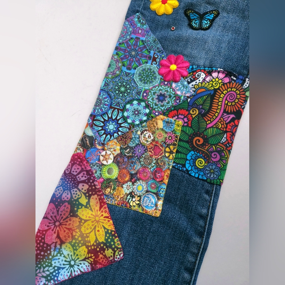RISEN Los Angeles Flared Blue Jeans Distressed Patched Upcycled Denim Size 26 /3 - Picture 3 of 16